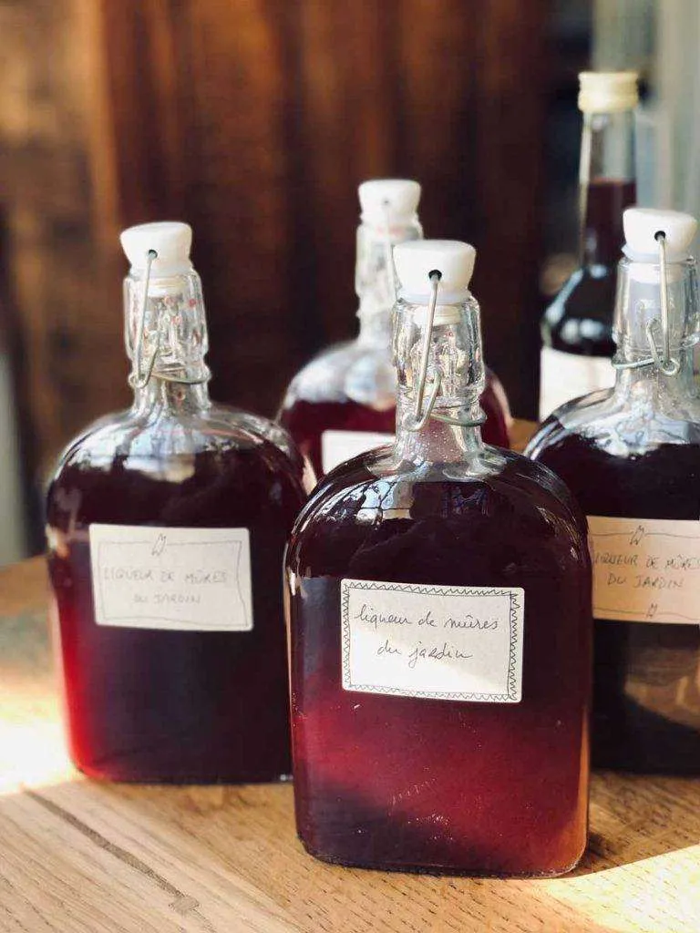 blackberries-liquor