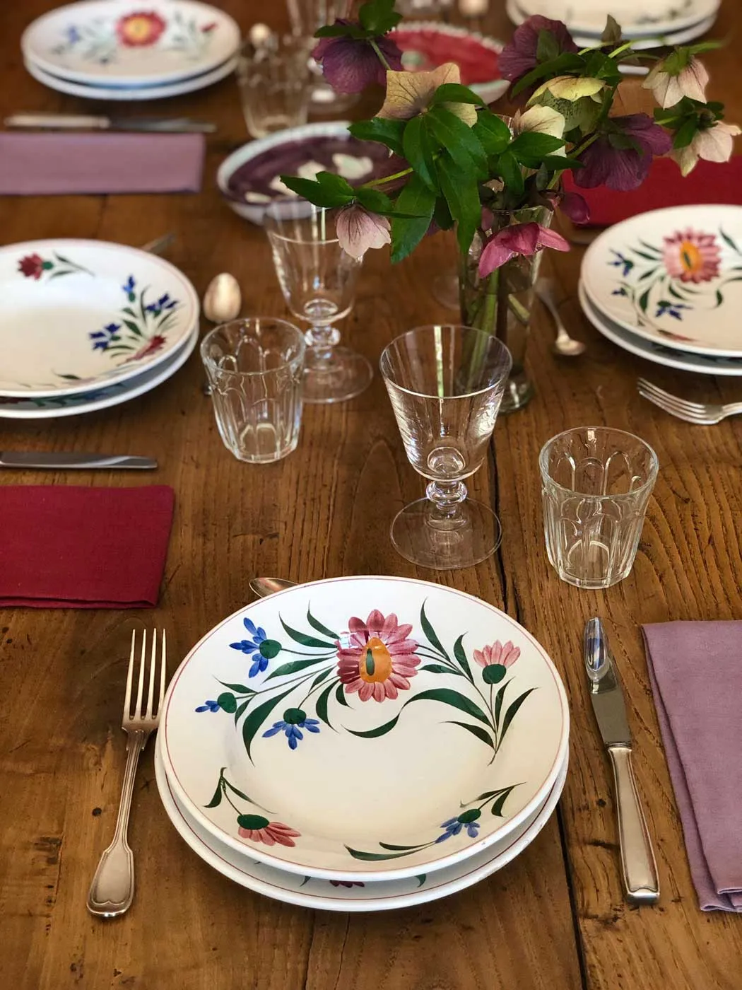 table setting rustic spring flower plates