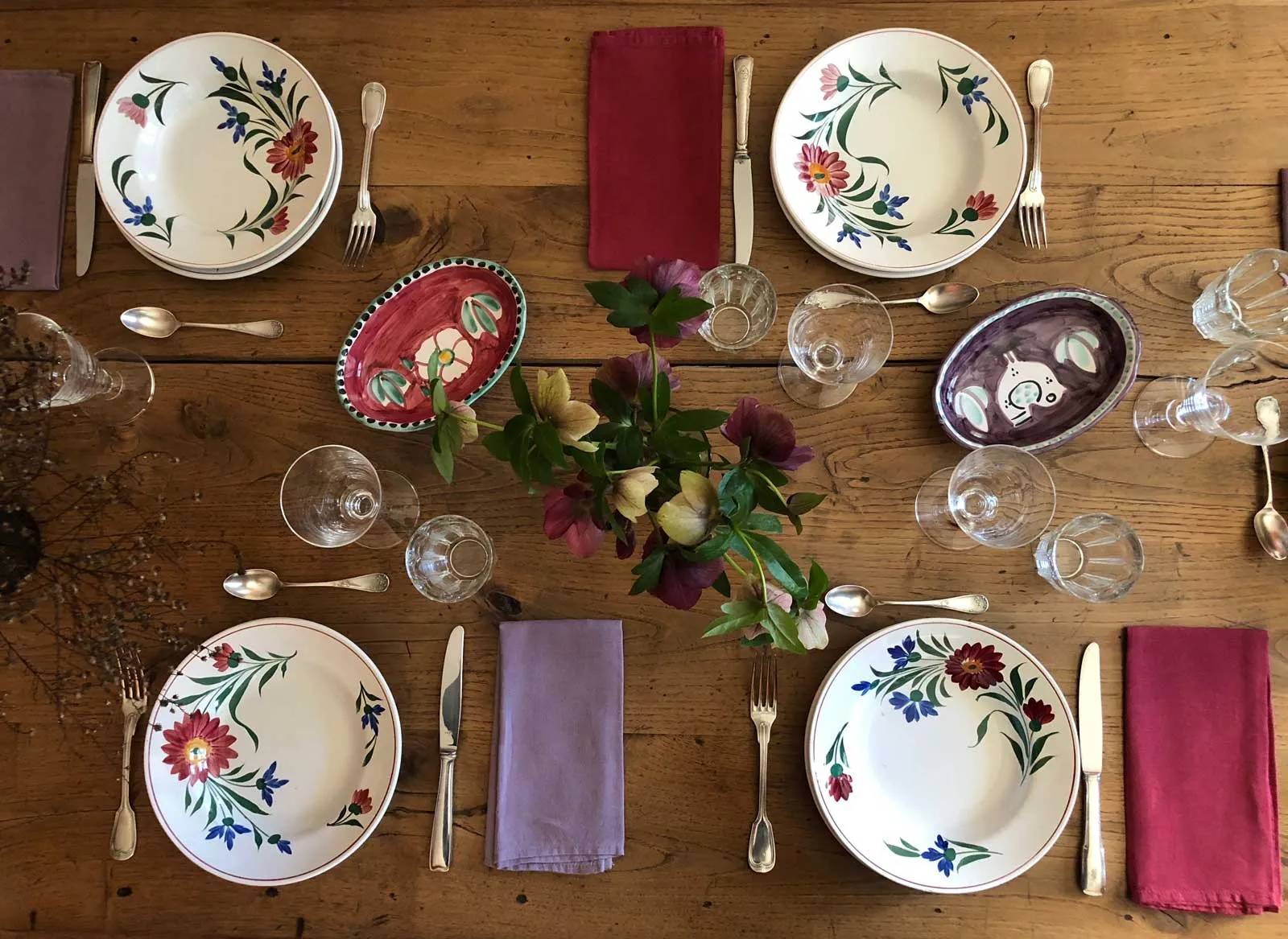table setting rustic spring flower plates top