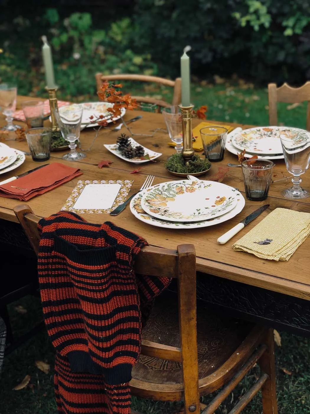 Autumn-table-setting-gien-chanterelles-15