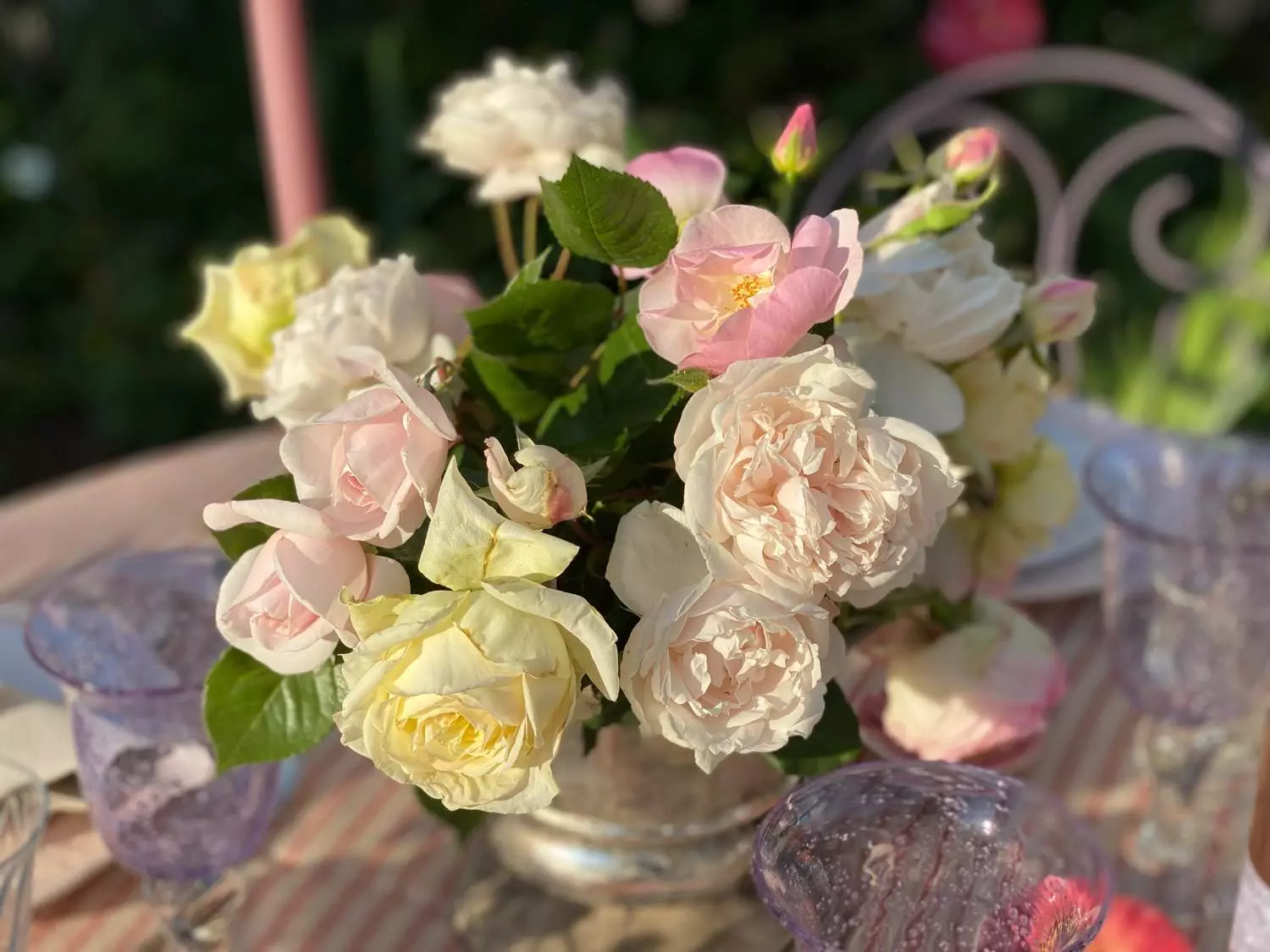art-de-table-roses-jardin-bouquet-2