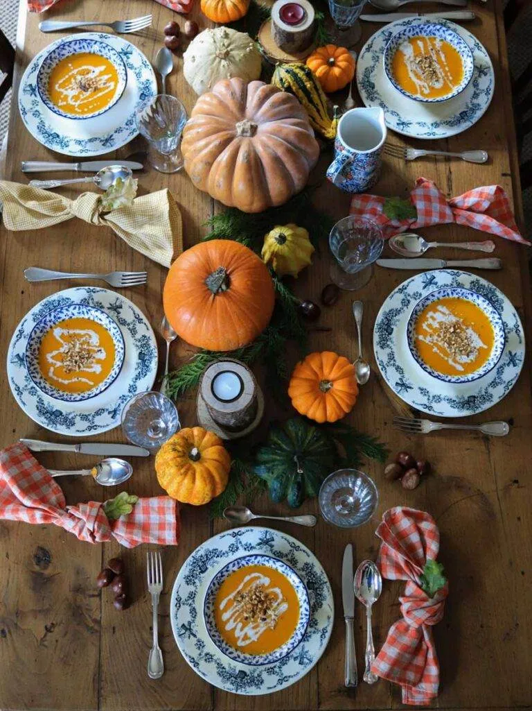 table d'automne vintage recette soupe potimarron fall decor recipe