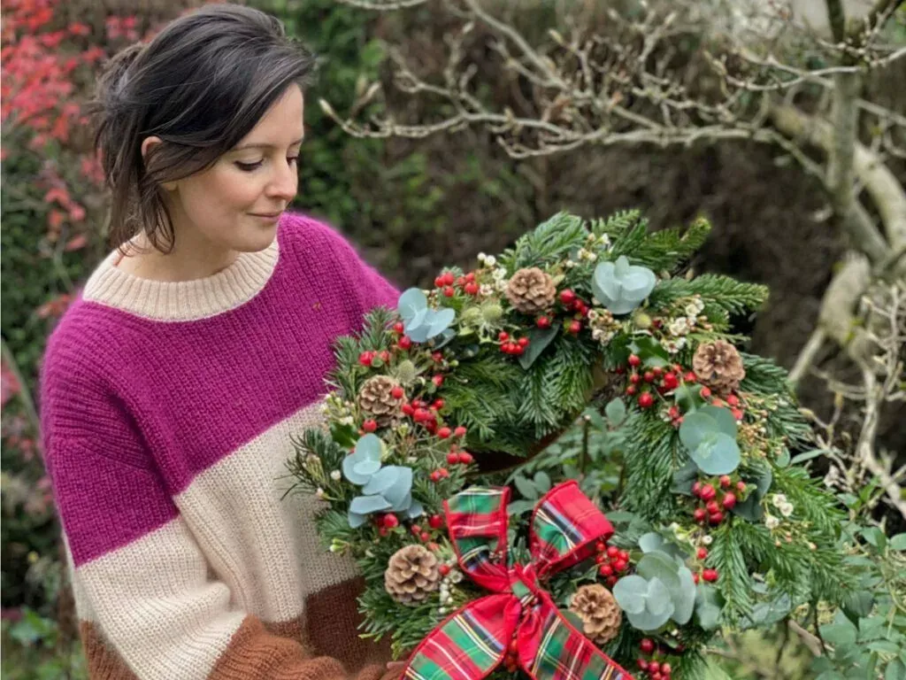 tutoriel réaliser une belle couronne de Noël