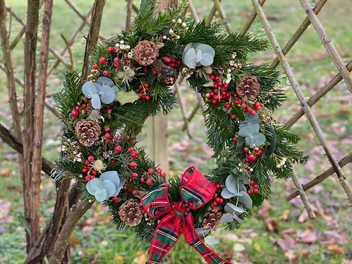 christmas-wreath-tuto-couronne-noel-tutoriel