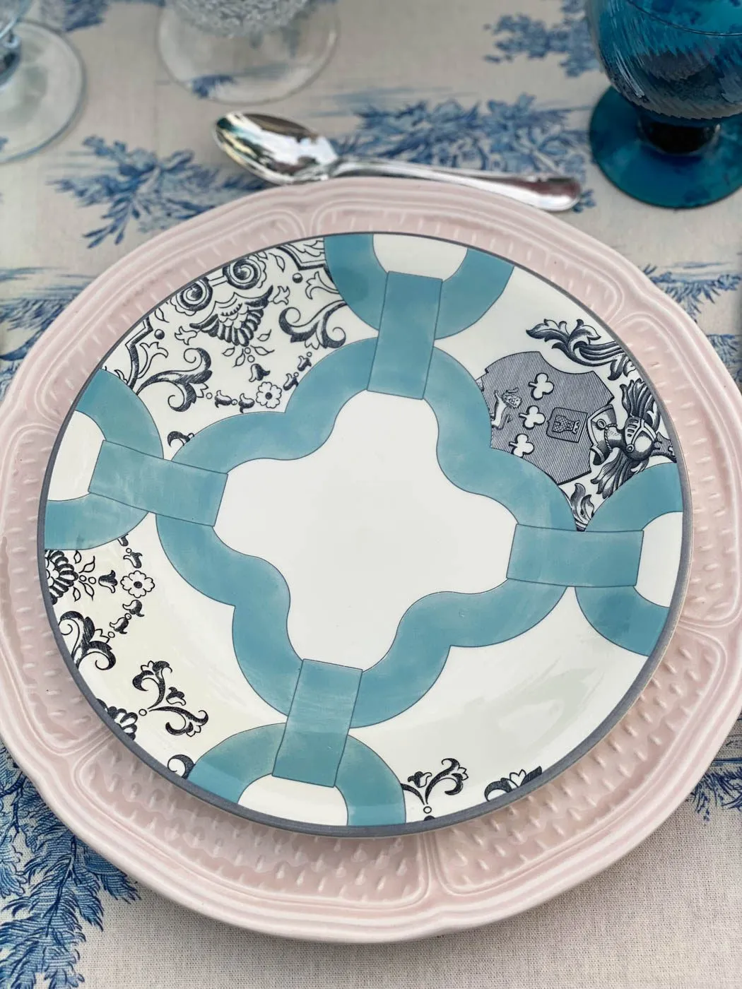 table estivale toile de jouy roses dior-16