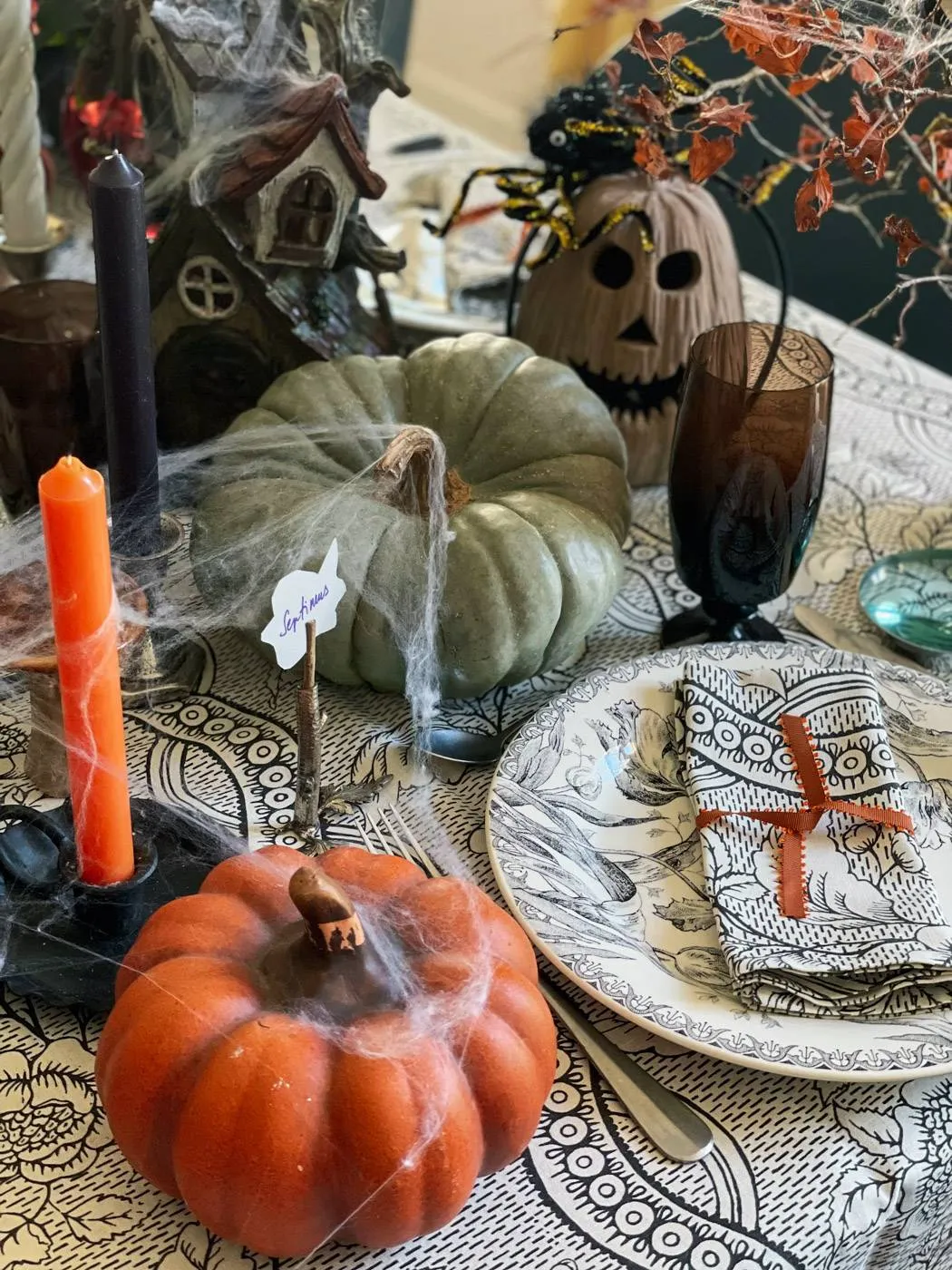 comment dresser une table pour halloween-28