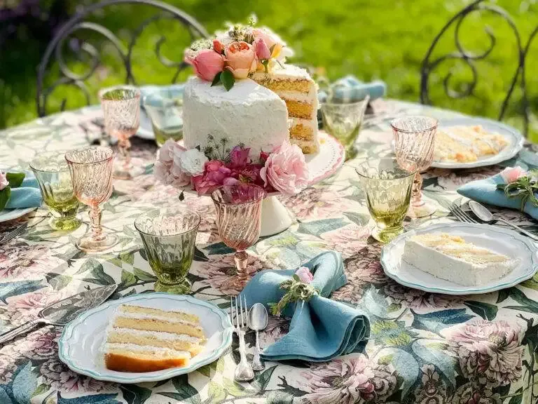 goûter chic campagne Naked cake aux saveurs d'agrumes table estivale-84