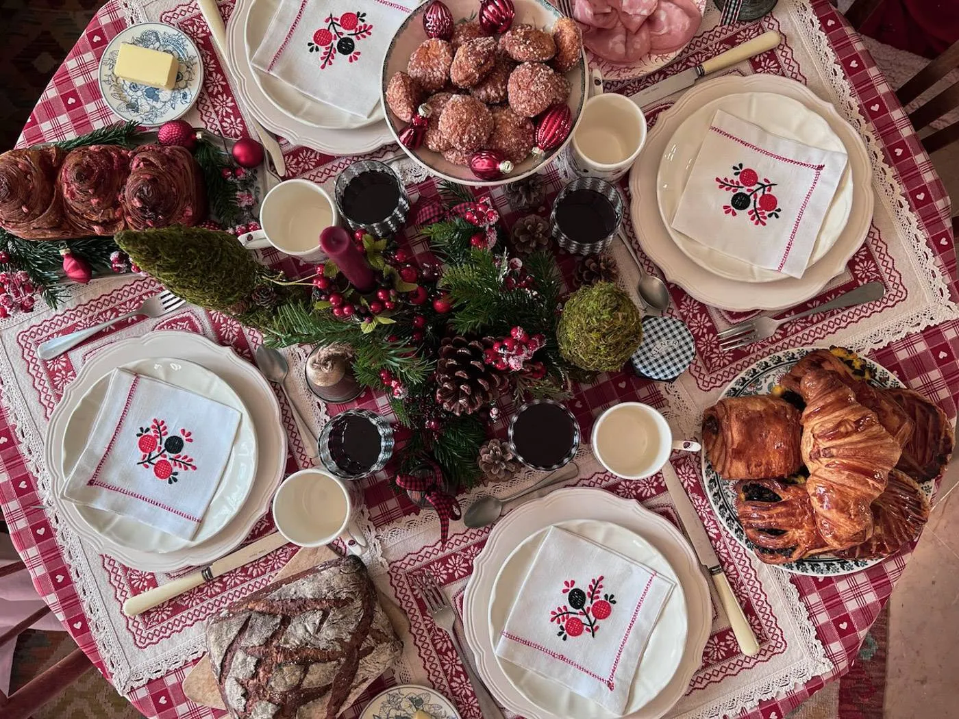 dresser une table cosy pour un brunch de Noël-12