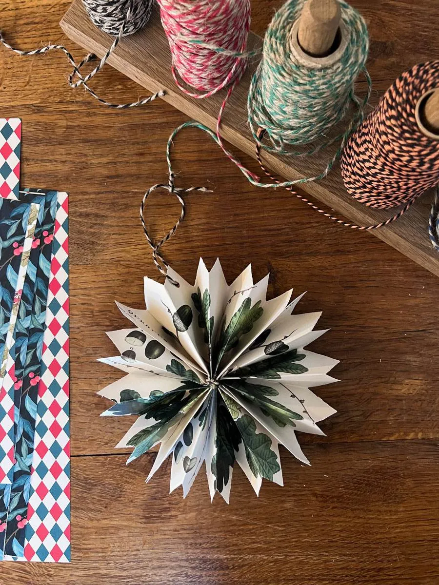 DIY étoiles en papier décoration de Noël-30