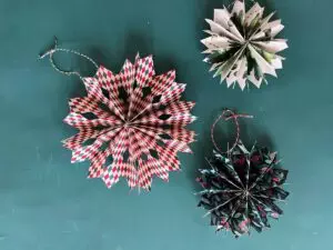 DIY étoiles en papier décoration de Noël-32