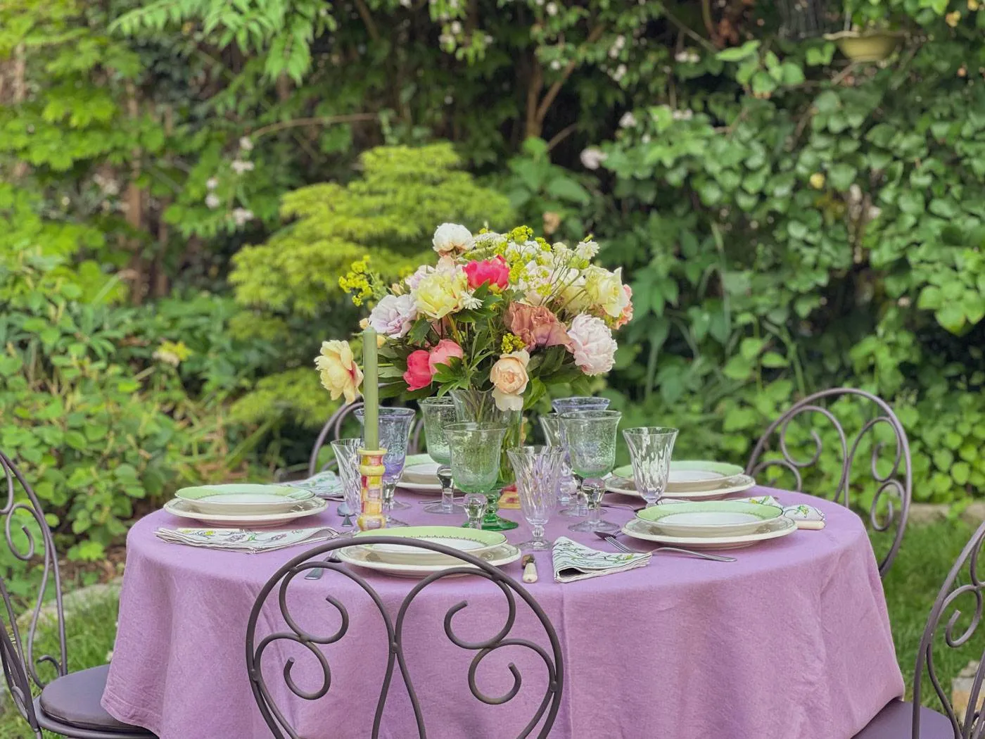 Dresser une table poétique French summer table setting