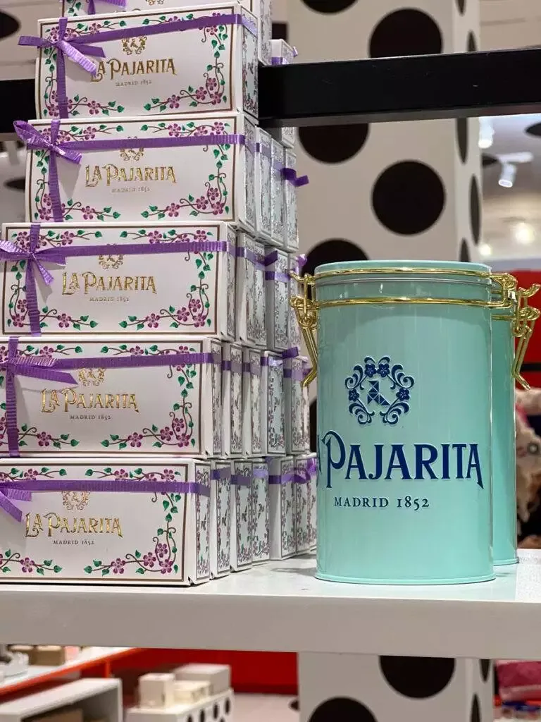 Olé Olé exposition Bon Marché La Pajarita