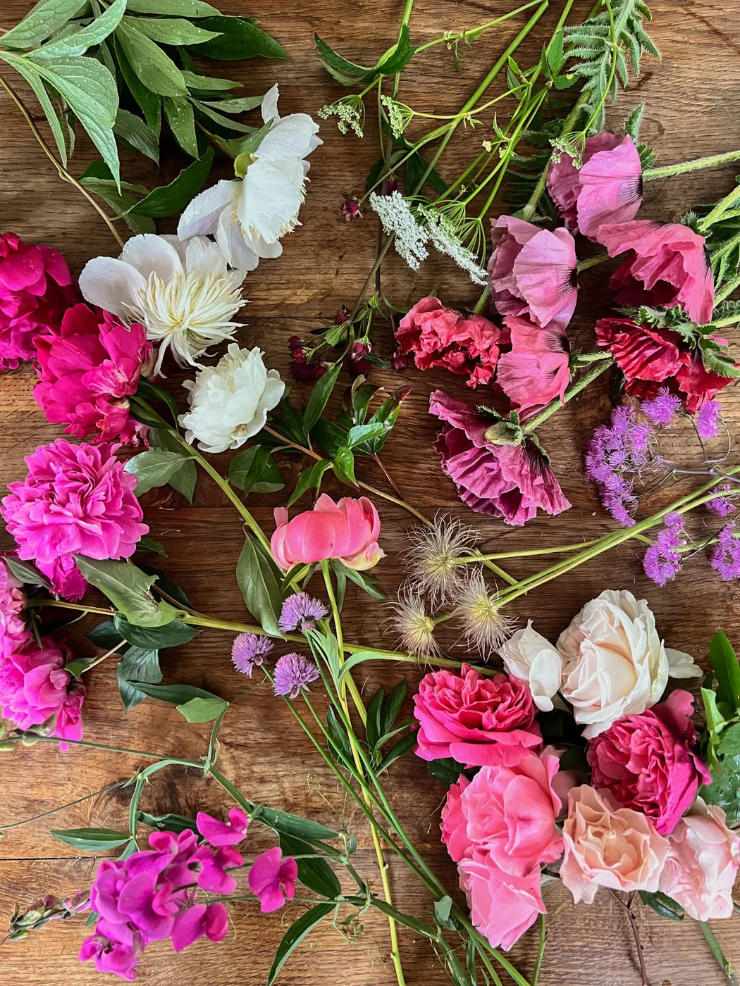 bouquet roses pivoines pavots-03