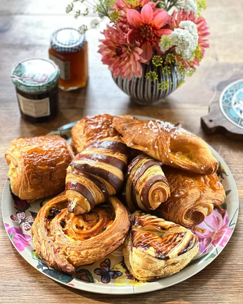 Une Bonne Maison petit déjeuner French breakfast