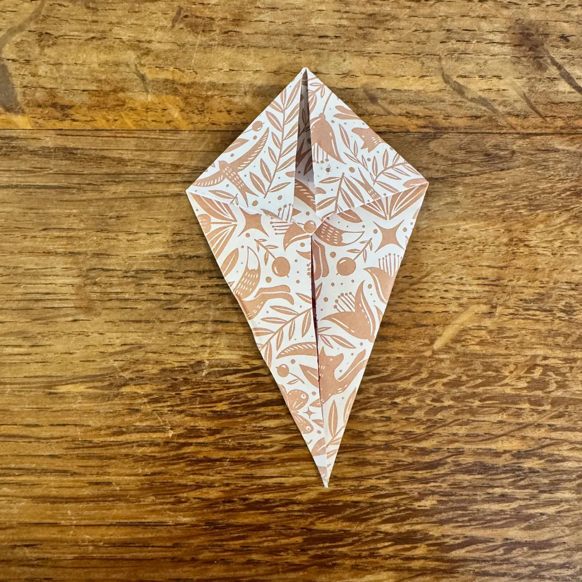 décoration Noël étoiles en papier 3D