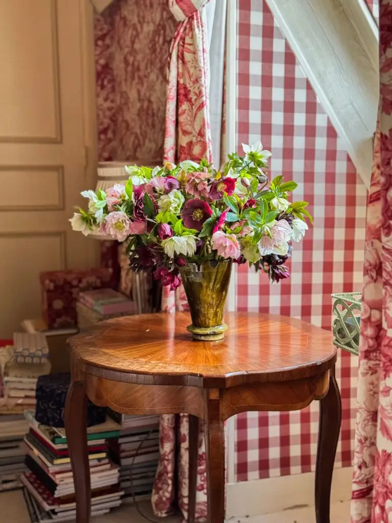 beau bouquet hellebores flowers-27